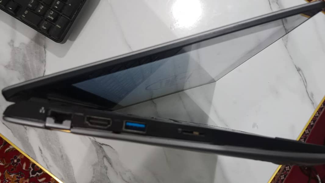 Haier Y11C laptop  8GB RAM / 128 ssd and 1Tb HDD 6