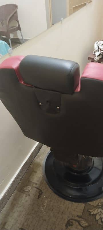 Salon Chair for Sale (Read ad first) 6