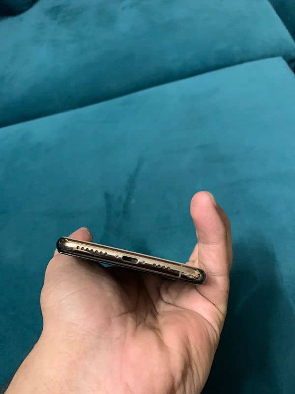 iphone Xmax  ( non pta  ) 2