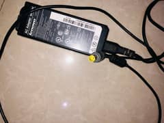 Lenevo Charger 90 watt