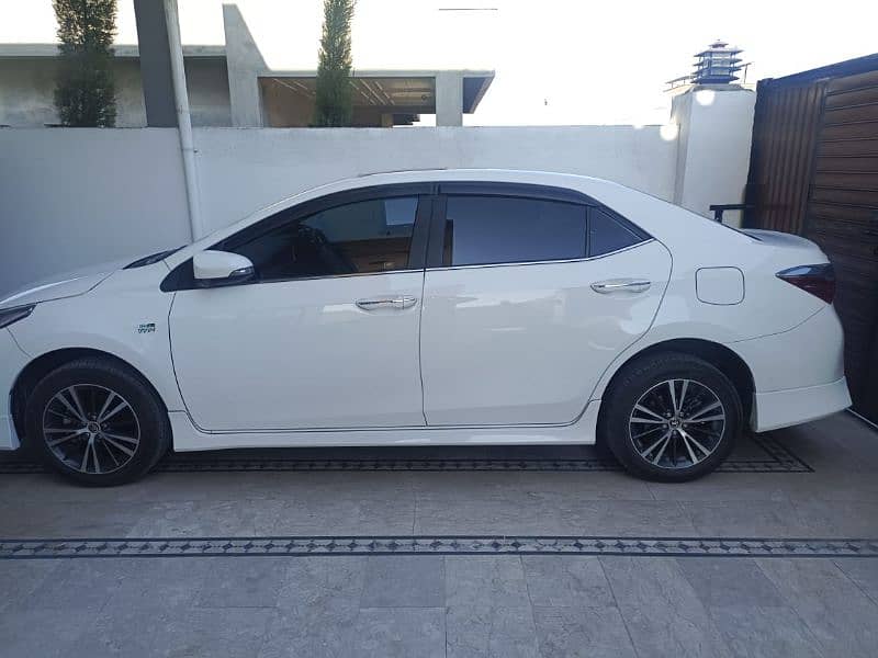 Toyota Altis Grande 2022 3