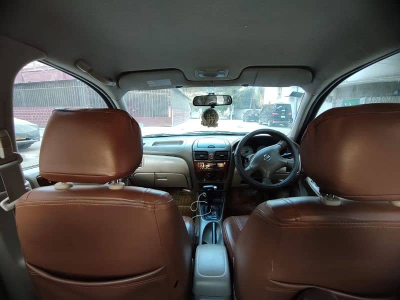 Nissan Sunny 2009 13