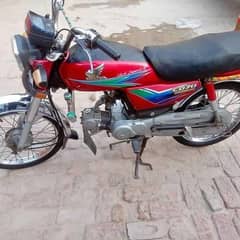 Honda 70 CD motorcycle 0325 4367883/