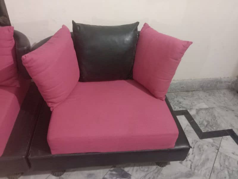 SOFA SET FOR SALE 3