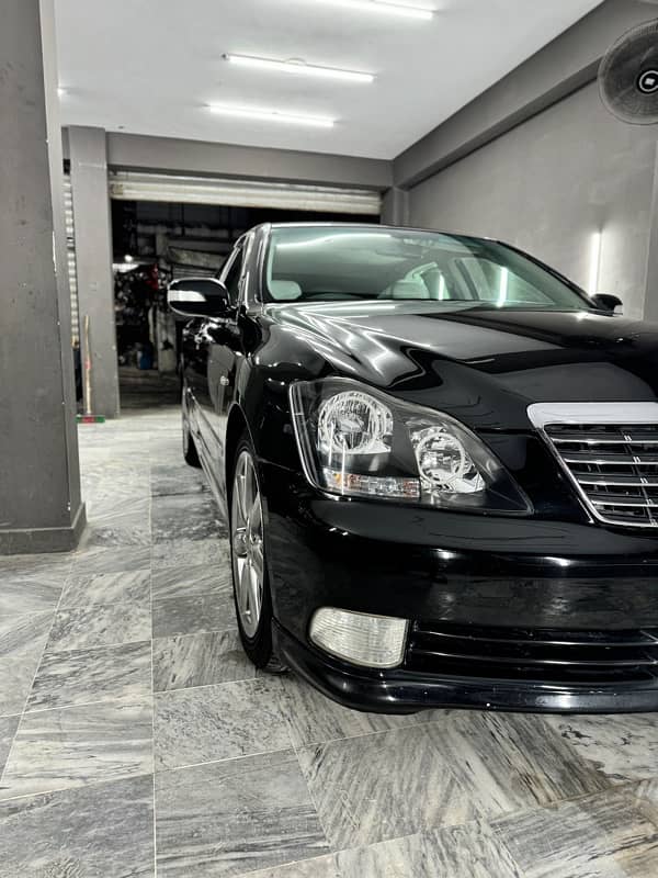 Toyota Crown 2005 5