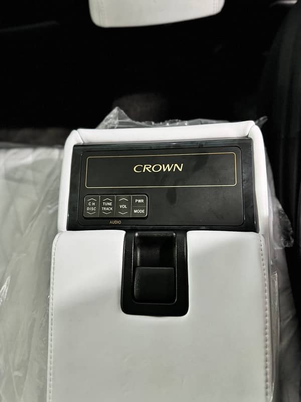 Toyota Crown 2005 10