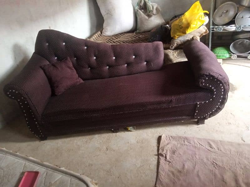 Dewan sofa for sale 9000 price 1