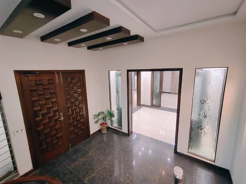 1 Kanal House For Rent In DHA Lahore Phase 2 Facing Park 31