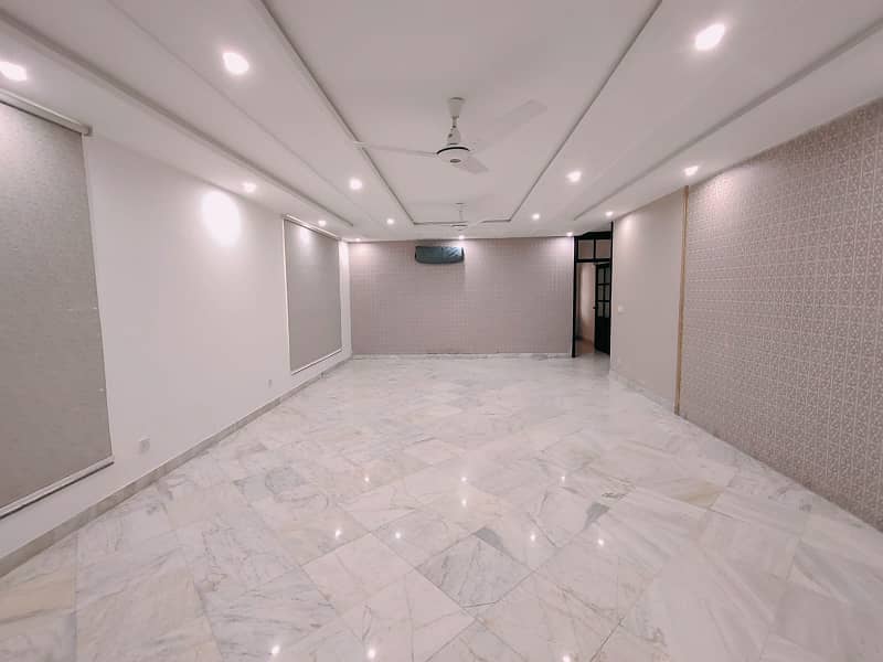 1 Kanal House For Rent In DHA Lahore Phase 2 Facing Park 36