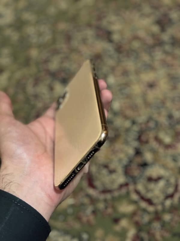 IPhone 11 Pro Max ( Pta Approved ) 256Gb 3