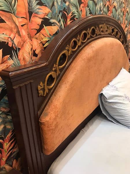 bed for sale 10 by 8 condition 1