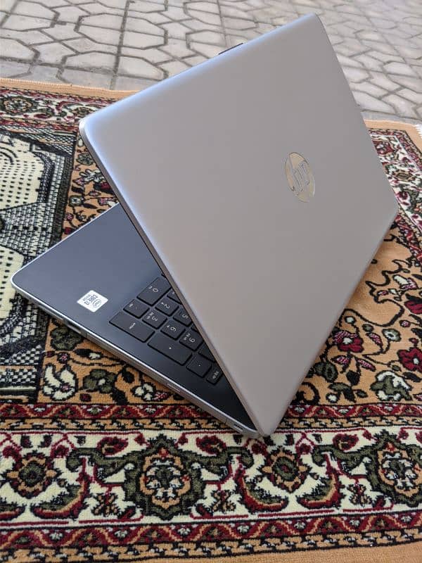 HP Notebook 15 10th Gen Core i3 1