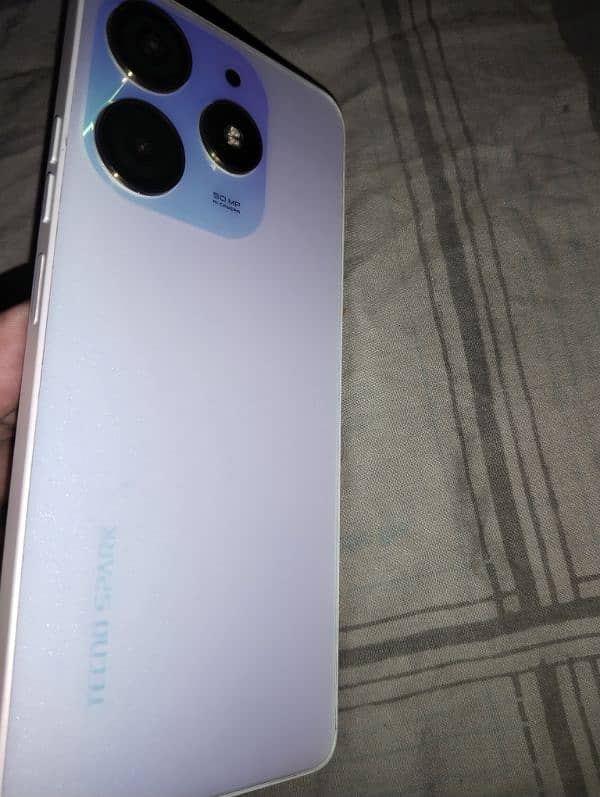 Tecno spark 10 pro 0