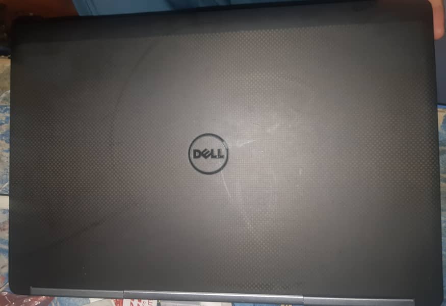 dell precesion 7710 6th generation 2.7 ghz 1