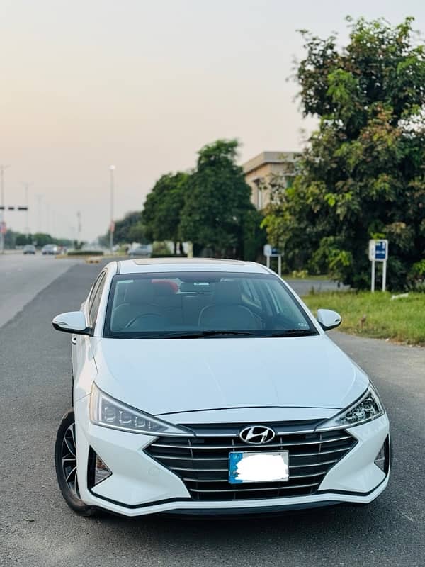 Hyundai Elantra 2022 0