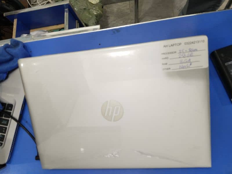 HP 640 i5 8th 03068688910 4