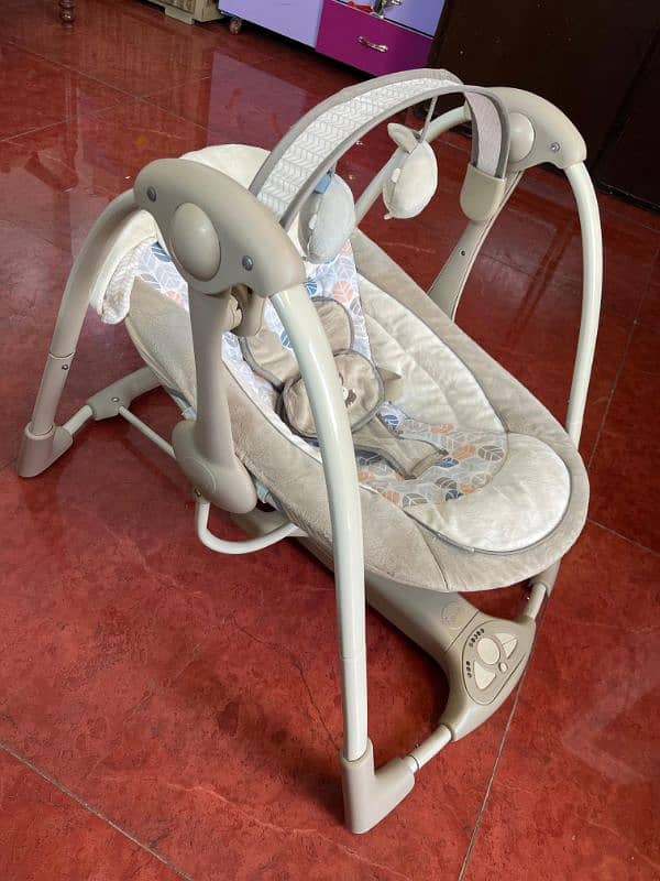 Used Electric Baby Swing 1