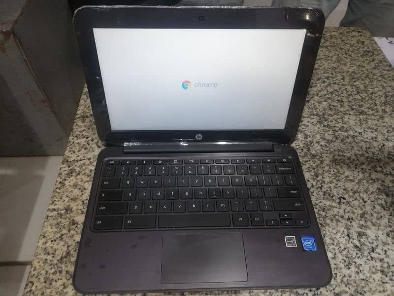 HP Chrome book laptop 2/16 8