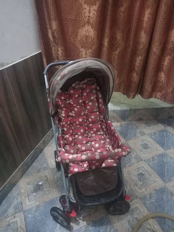 pram good condition 1