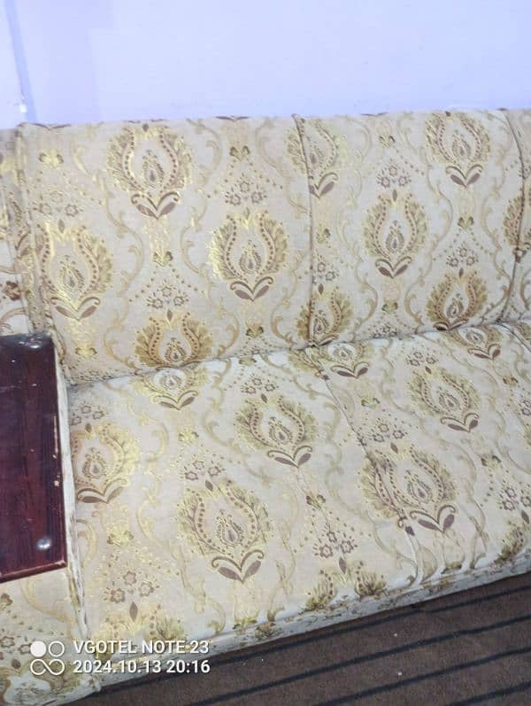 this sofa is for sale (urgent) 1