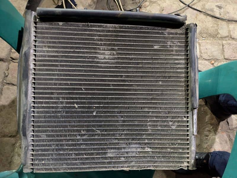 Honda civic 1995 Radiator and Condenser (Original, Genuine) 3