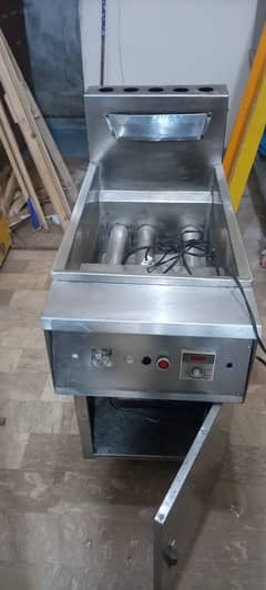 Fryers hotplate oven end etc