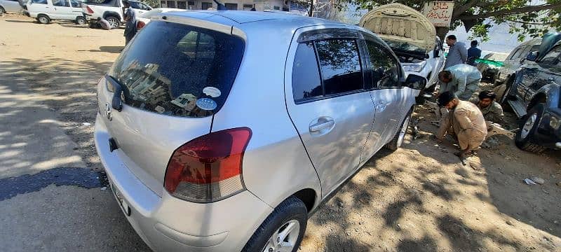 Toyota Vitz 2010 1