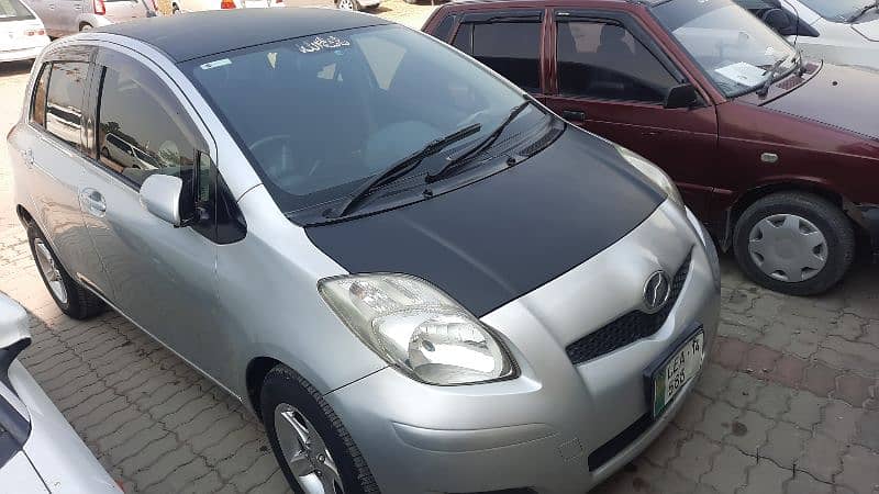 Toyota Vitz 2010 5