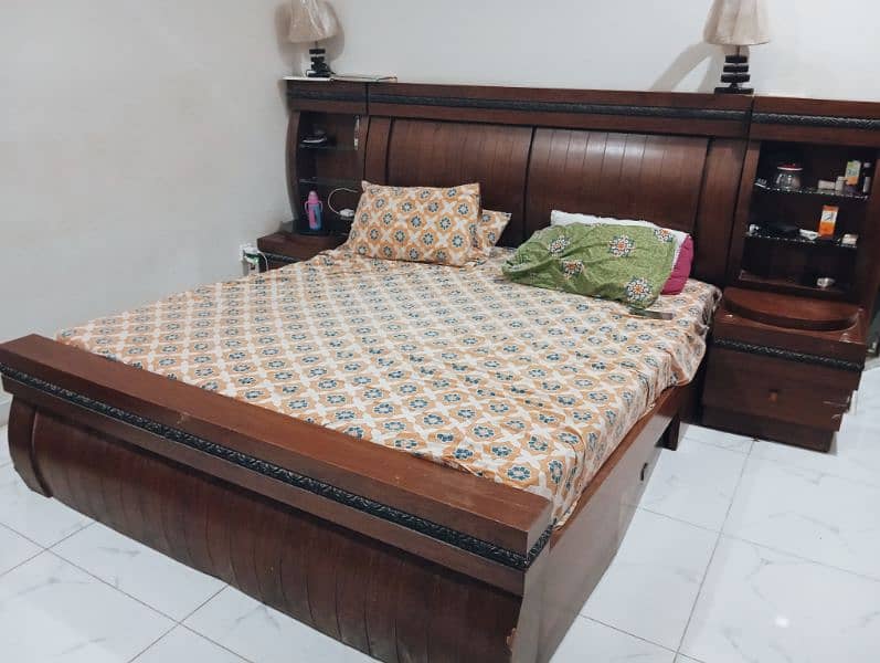 Bed set without mattress 0