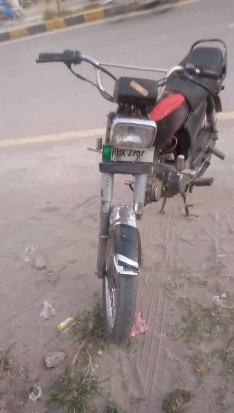 condition used hy 2014 model unique bike my WhatsApp number3195029221 2