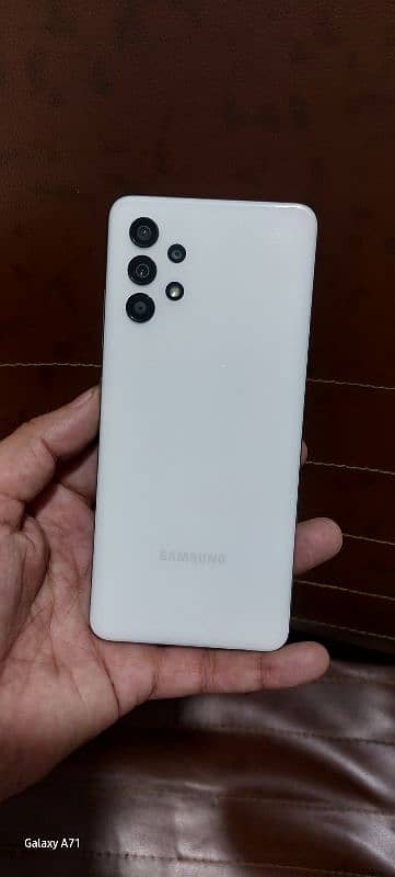 A 32 samsung 0