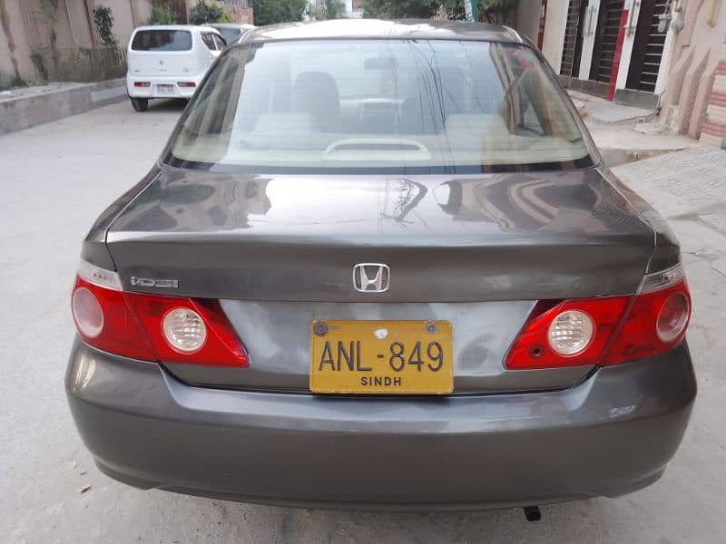 Honda City IDSI 2007 mint condition fimly car 1