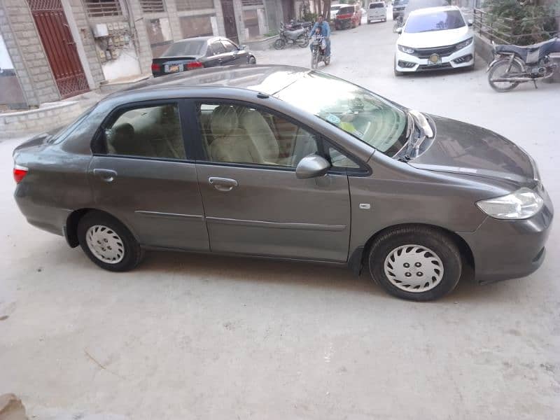 Honda City IDSI 2007 mint condition fimly car 2