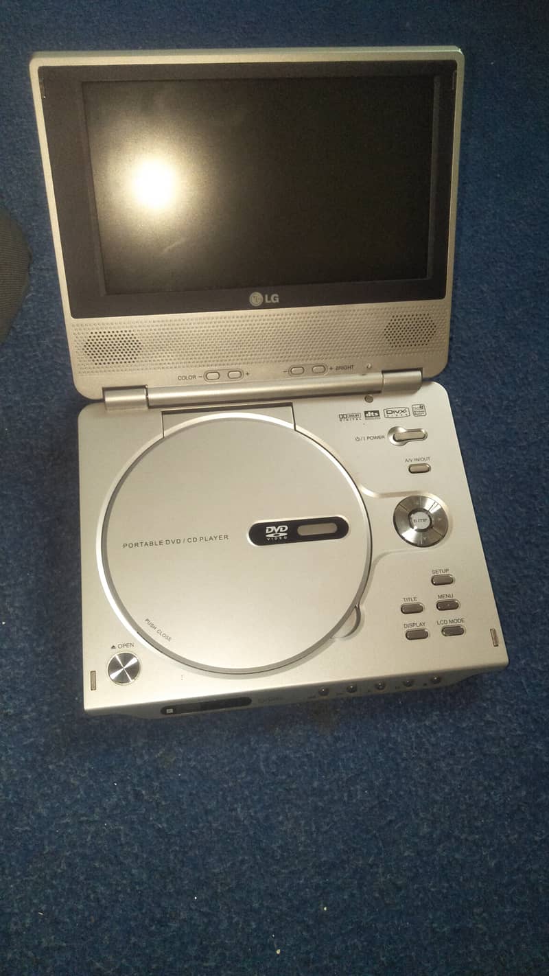 L. G DVD player 3