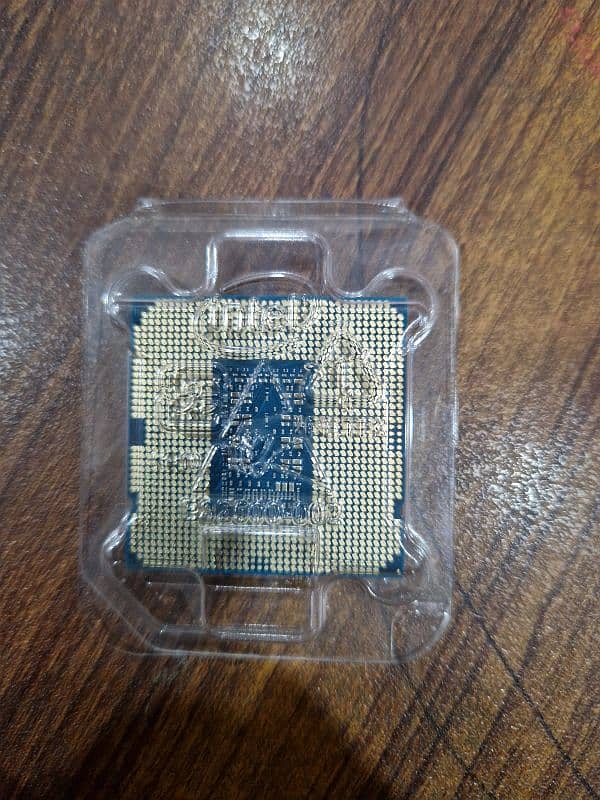 Intel Core i7-11700 2.5 GHz Eight-Core LGA 1200 Processor [CPU Only] 3