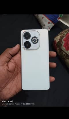 Infinix Smart 8 Plus 0