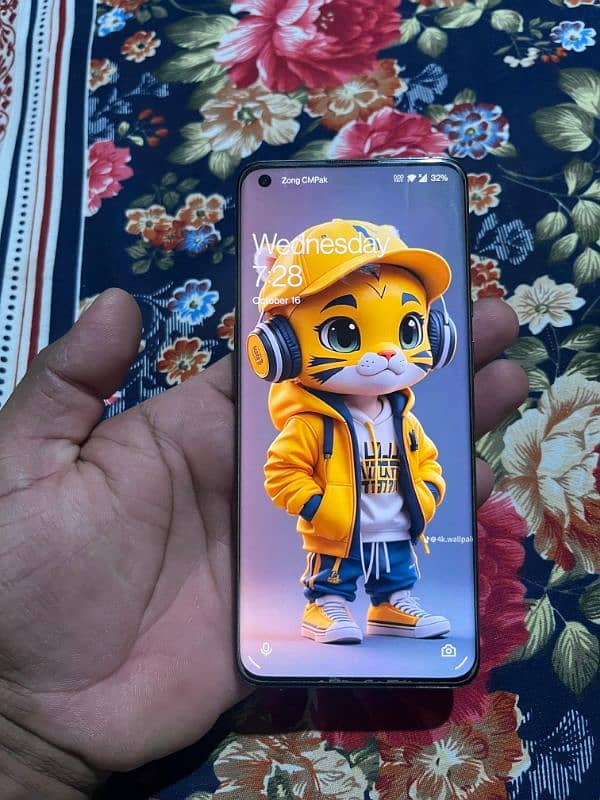 OnePlus 9 pro 12GB ram 256GBrom 2