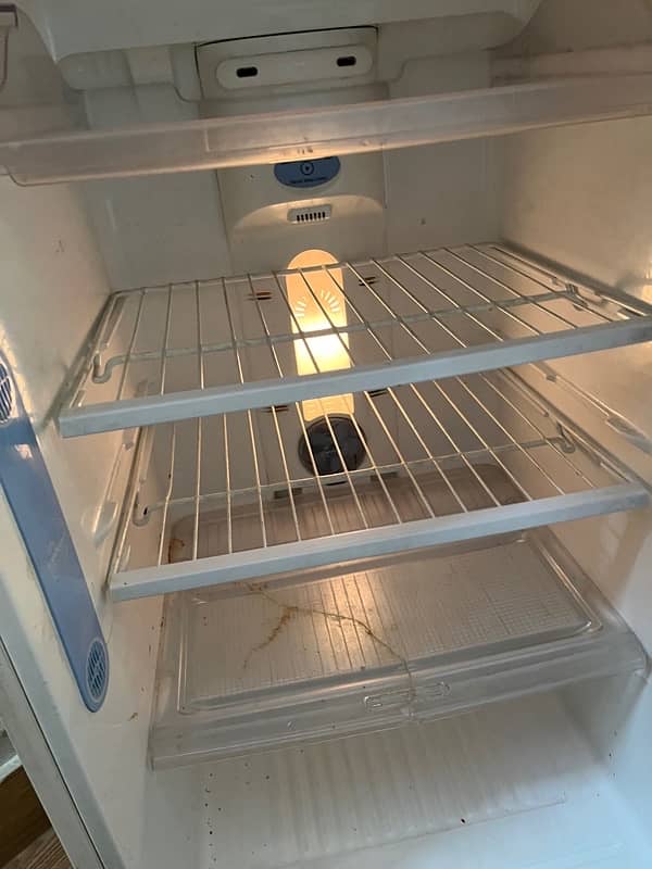 LG fridge no frost for sale in immaculate condition 7