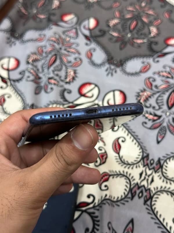 huawei mate 10 lite in good condition 3