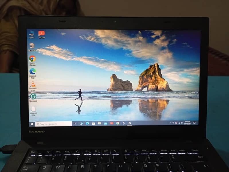 Lenovo Laptop |Thinkpad T 440 | core i3 5th gen | lightening keyboard 1