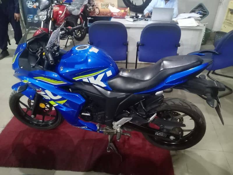 Suzuk Gixxer 150cc 3