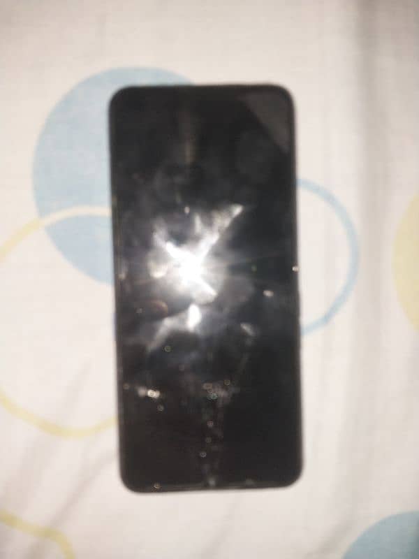 oppo A9 in good condition is for sale 5