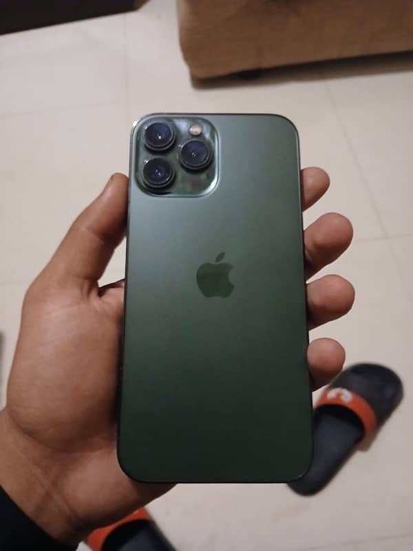 IPhone 13 Pro  max factory unlocked 128 with box 0