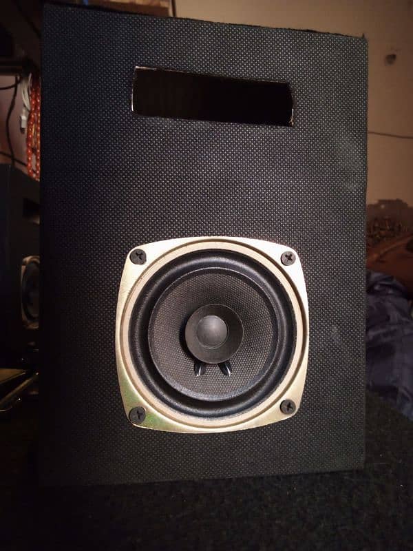 Bookshelf Speakers 2