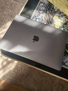 MacBook