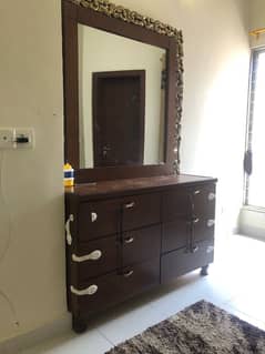 dressing table