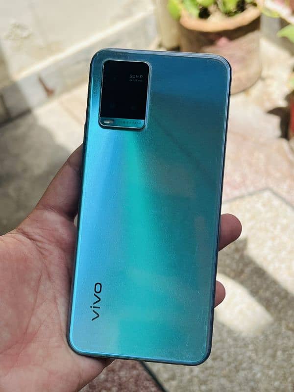 Vivo Y33s 8