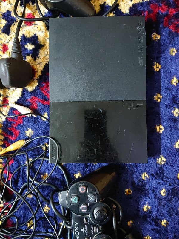 PlayStation 2 ultra slim 3