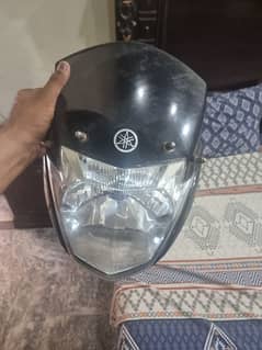 ybr ki head light bilkul new hai all ok lush condition