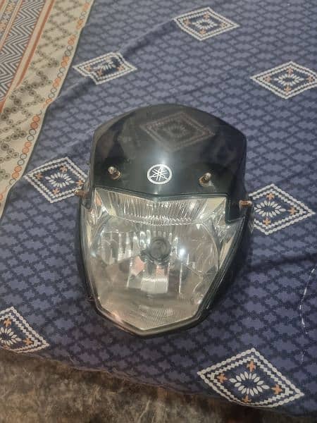 ybr ki head light bilkul new hai all ok lush condition 3